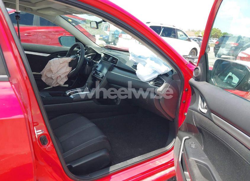 Photo 5 of 2018 Honda Civic EX (VIN 2HGFC2F76JH553977)