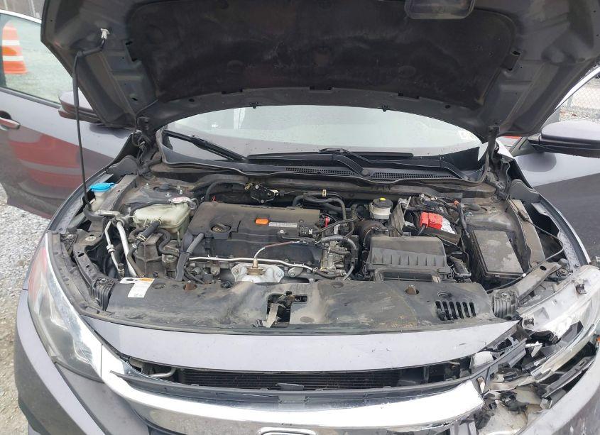 Photo 10 of 2018 Honda Civic EX (VIN 2HGFC2F76JH593136)