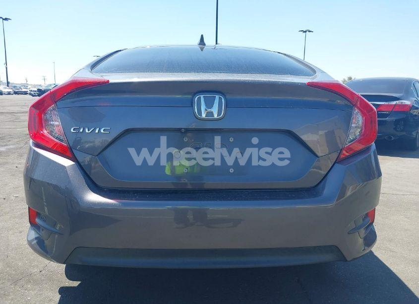 Photo 16 of 2018 Honda Civic EX (VIN 2HGFC2F76JH600117)