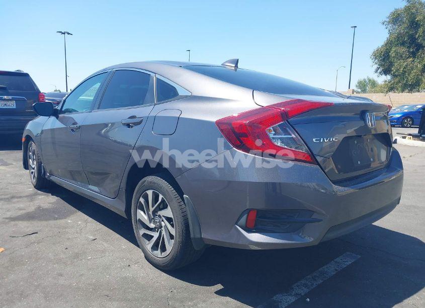 Photo 3 of 2018 Honda Civic EX (VIN 2HGFC2F76JH600117)