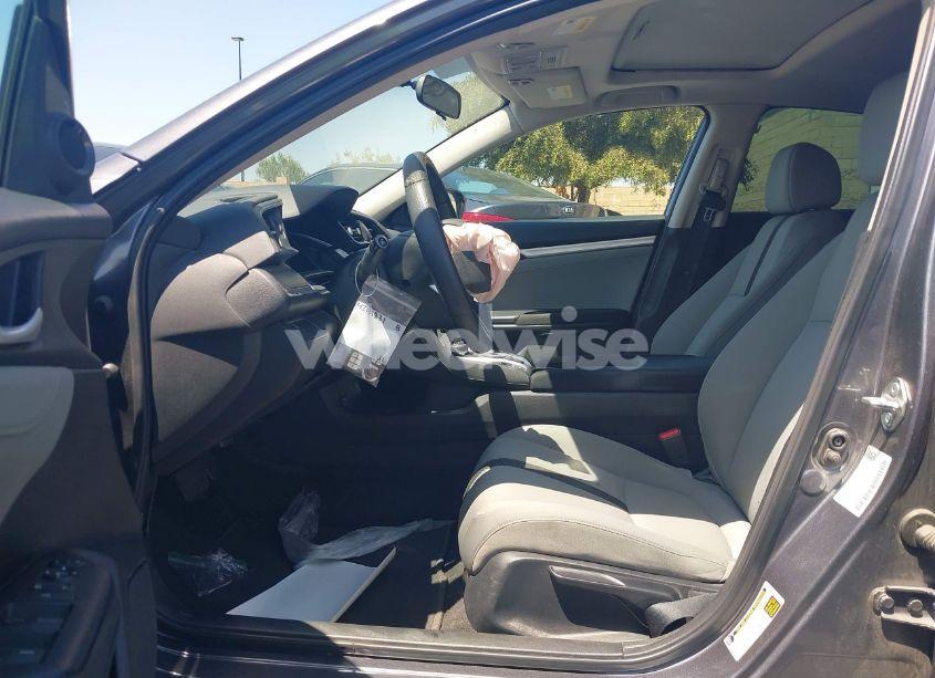 Photo 5 of 2018 Honda Civic EX (VIN 2HGFC2F76JH600117)