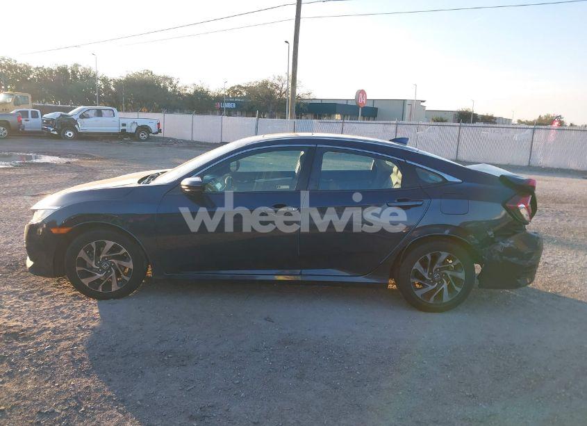 Photo 14 of 2018 Honda Civic EX (VIN 2HGFC2F76JH603101)