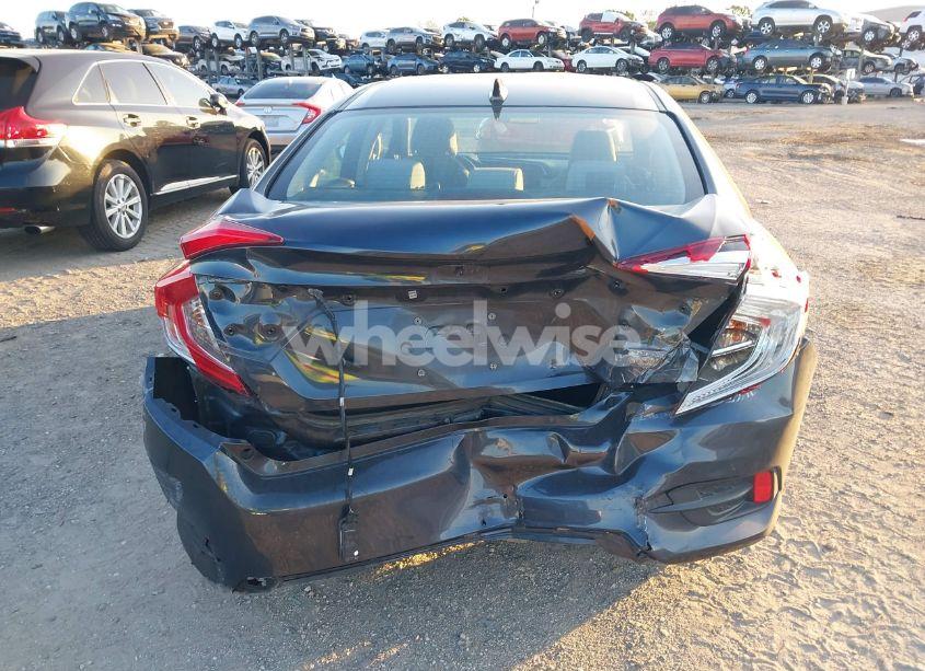 Photo 16 of 2018 Honda Civic EX (VIN 2HGFC2F76JH603101)