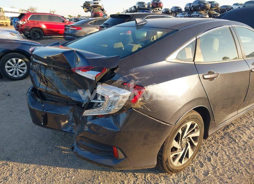 Photo 17 of 2018 Honda Civic EX (VIN 2HGFC2F76JH603101)