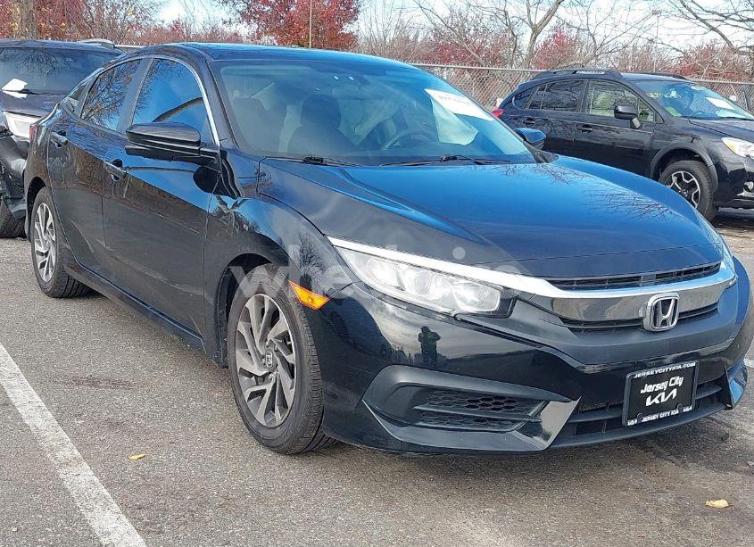 2018 Honda Civic EX (VIN 2HGFC2F76JH604183) main photo