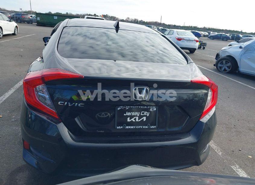 Photo 16 of 2018 Honda Civic EX (VIN 2HGFC2F76JH604183)