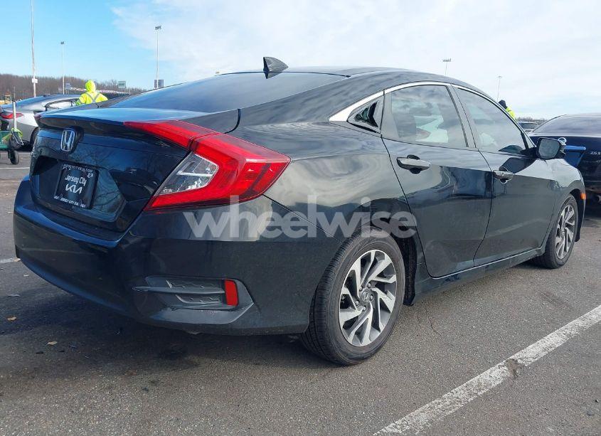 Photo 4 of 2018 Honda Civic EX (VIN 2HGFC2F76JH604183)