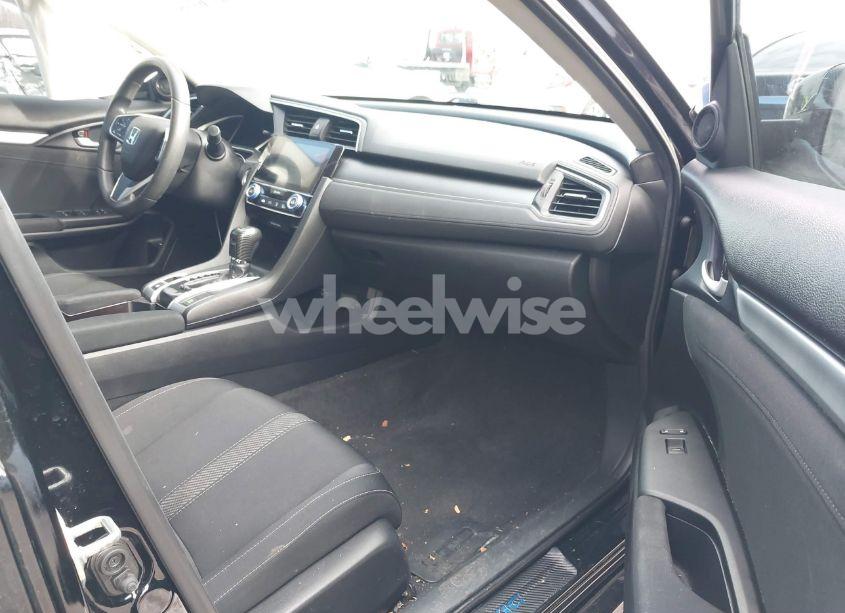 Photo 5 of 2018 Honda Civic EX (VIN 2HGFC2F76JH604183)