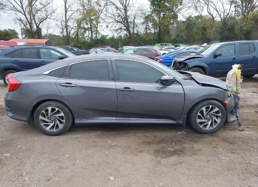 Photo 14 of 2016 Honda Civic EX (VIN 2HGFC2F77GH502965)
