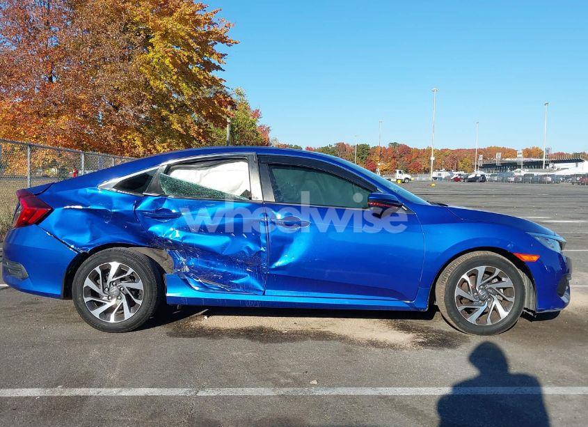 Photo 13 of 2016 Honda Civic EX (VIN 2HGFC2F77GH540650)