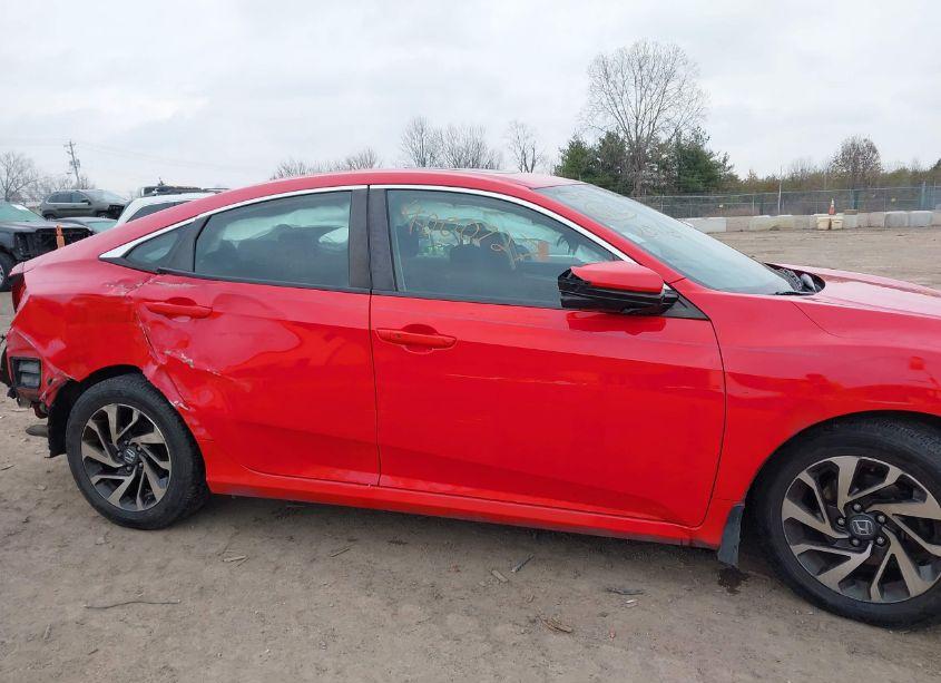 Photo 13 of 2016 Honda Civic EX (VIN 2HGFC2F77GH575740)