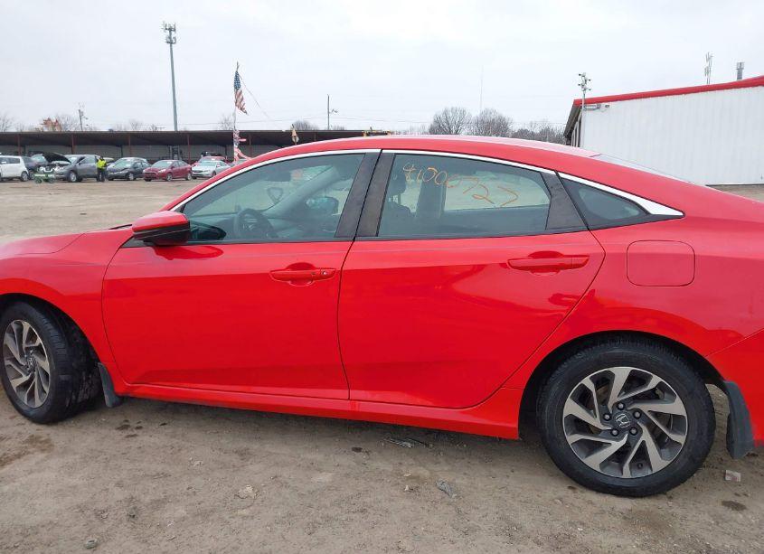 Photo 14 of 2016 Honda Civic EX (VIN 2HGFC2F77GH575740)