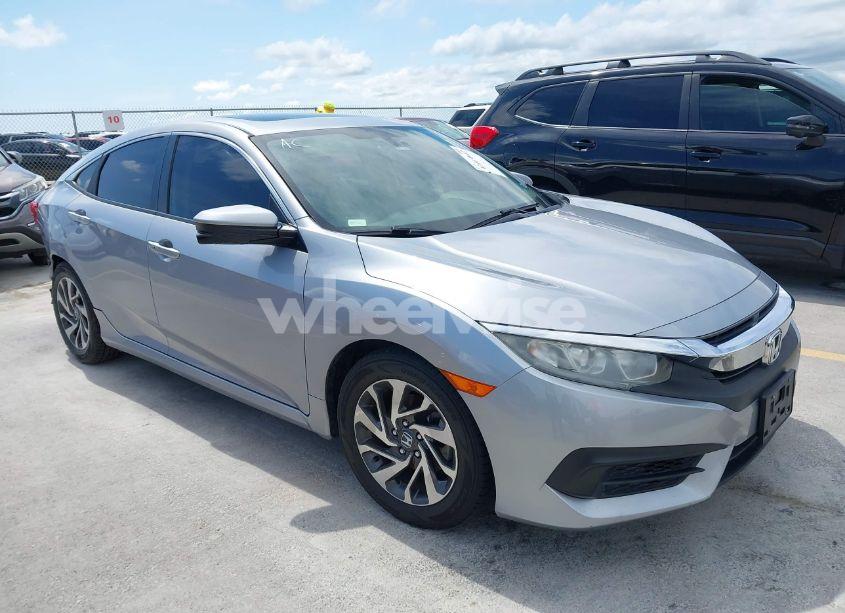 2018 Honda Civic EX (VIN 2HGFC2F77JH508465) main photo