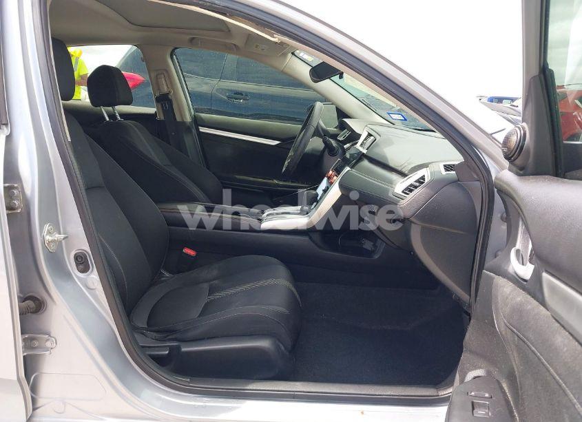 Photo 5 of 2018 Honda Civic EX (VIN 2HGFC2F77JH508465)