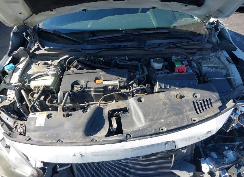 Photo 10 of 2018 Honda Civic EX (VIN 2HGFC2F77JH525167)