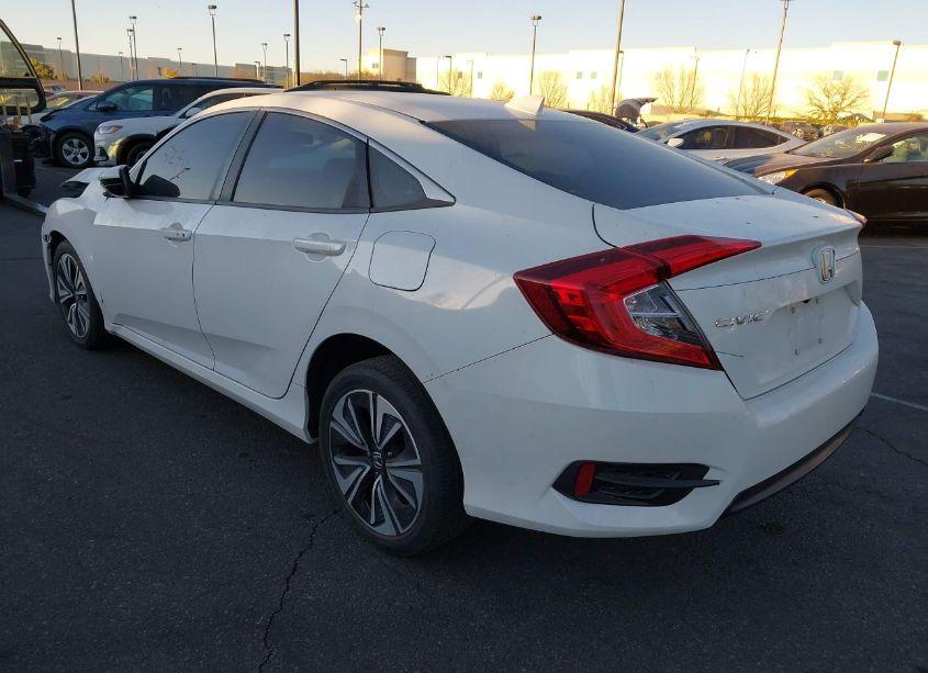 Photo 3 of 2018 Honda Civic EX (VIN 2HGFC2F77JH525167)