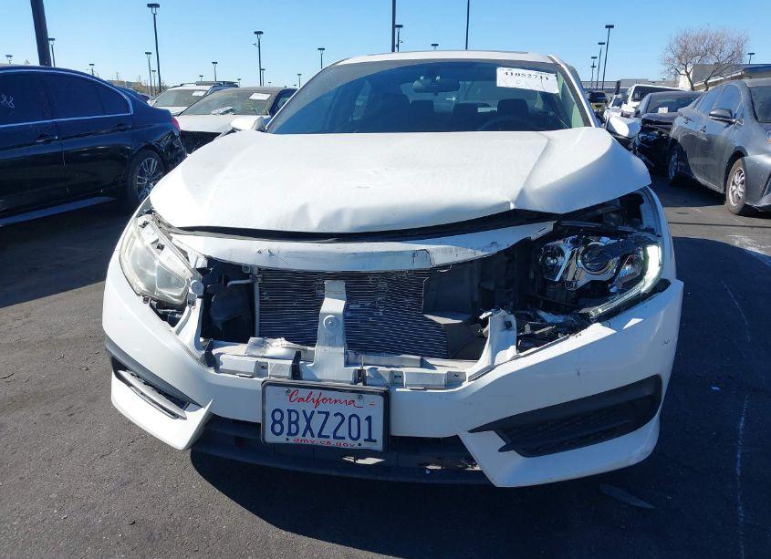 Photo 6 of 2018 Honda Civic EX (VIN 2HGFC2F77JH525167)