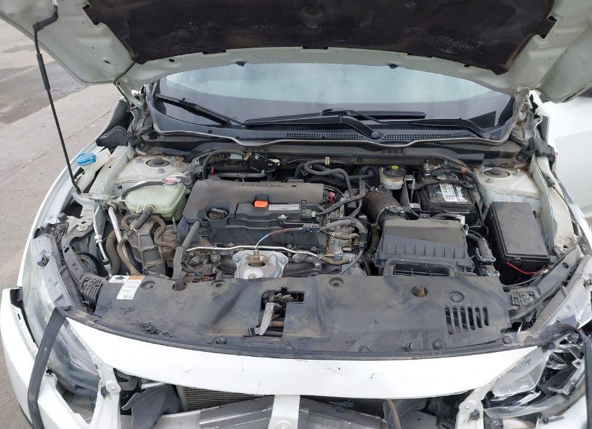 Photo 10 of 2018 Honda Civic EX (VIN 2HGFC2F77JH526514)