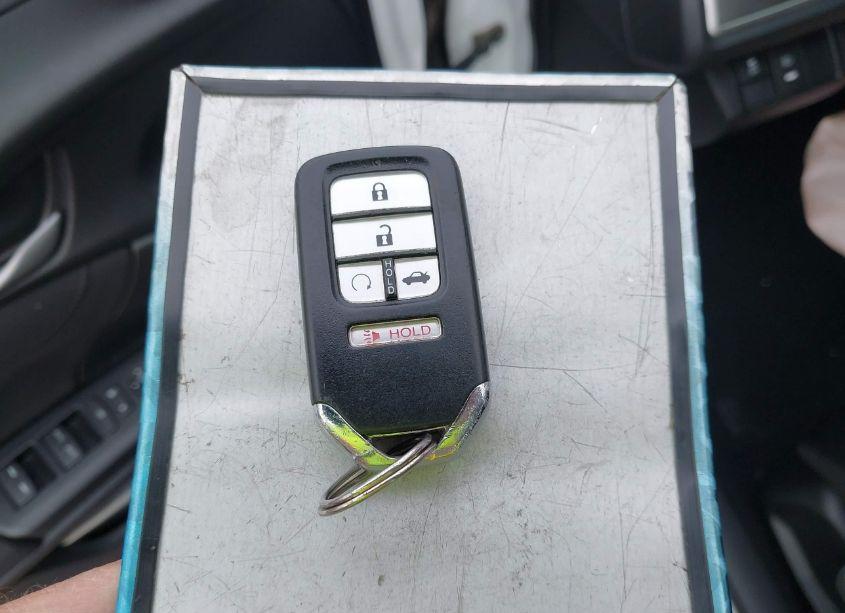 Photo 11 of 2018 Honda Civic EX (VIN 2HGFC2F77JH526514)