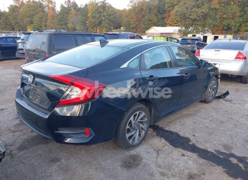 Photo 4 of 2018 Honda Civic EX (VIN 2HGFC2F77JH530448)