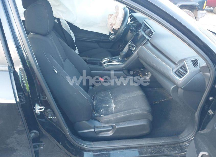 Photo 5 of 2018 Honda Civic EX (VIN 2HGFC2F77JH530448)