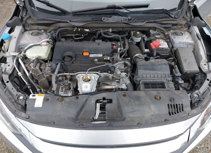 Photo 10 of 2018 Honda Civic EX (VIN 2HGFC2F77JH538808)