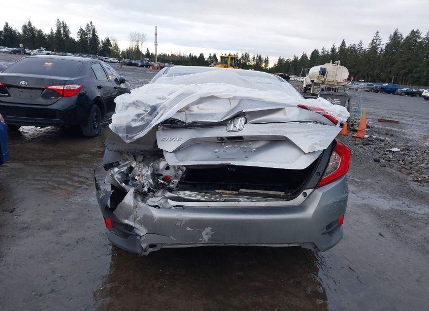 Photo 16 of 2018 Honda Civic EX (VIN 2HGFC2F77JH538808)