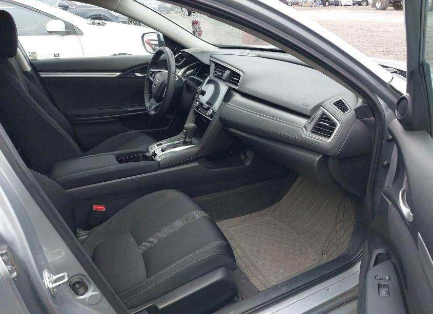 Photo 5 of 2018 Honda Civic EX (VIN 2HGFC2F77JH538808)