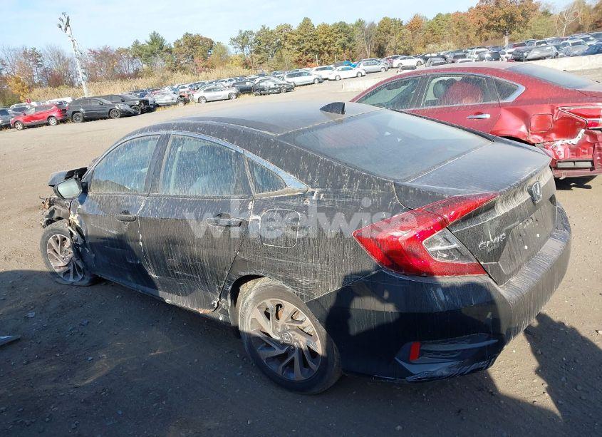 Photo 14 of 2018 Honda Civic EX (VIN 2HGFC2F77JH545225)