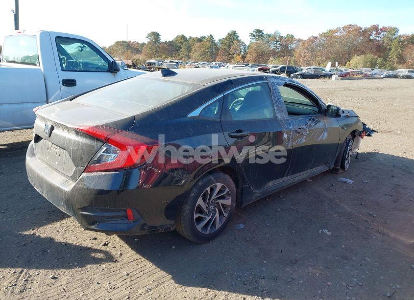 Photo 4 of 2018 Honda Civic EX (VIN 2HGFC2F77JH545225)