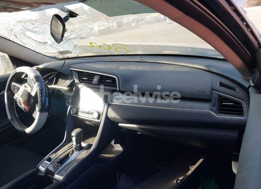 Photo 5 of 2018 Honda Civic EX (VIN 2HGFC2F77JH545225)