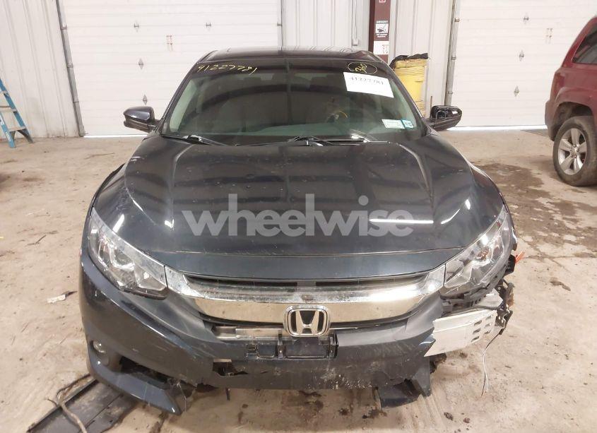 Photo 12 of 2018 Honda Civic EX (VIN 2HGFC2F77JH556239)