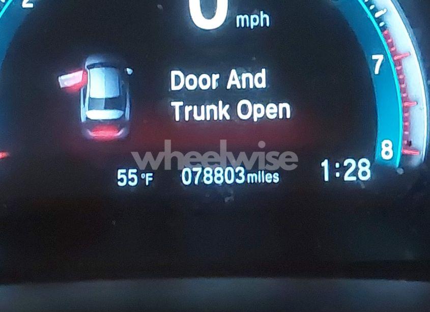 Photo 15 of 2018 Honda Civic EX (VIN 2HGFC2F77JH556239)