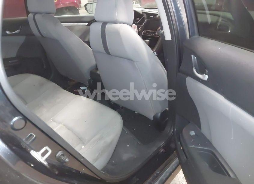 Photo 8 of 2018 Honda Civic EX (VIN 2HGFC2F77JH556239)