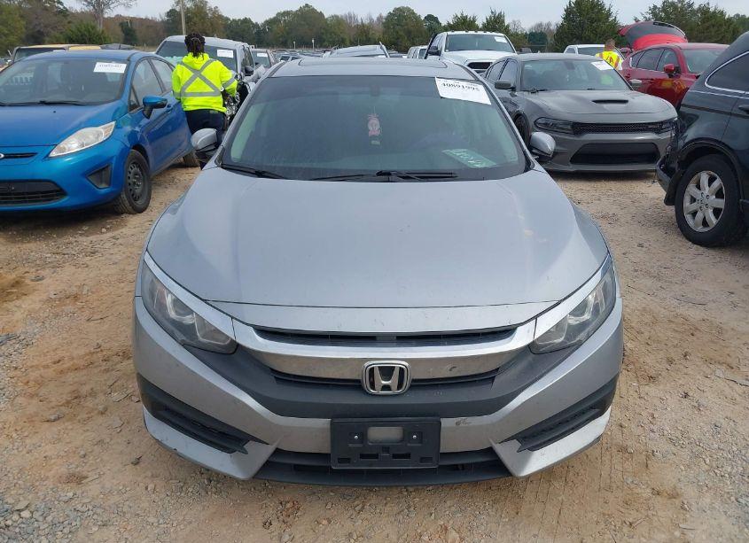 Photo 12 of 2018 Honda Civic EX (VIN 2HGFC2F77JH577849)