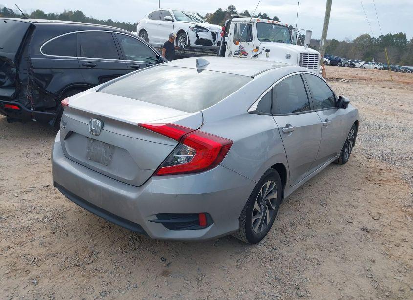 Photo 4 of 2018 Honda Civic EX (VIN 2HGFC2F77JH577849)