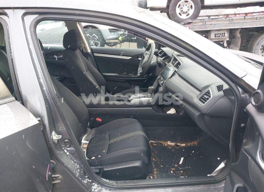 Photo 5 of 2018 Honda Civic EX (VIN 2HGFC2F77JH580802)