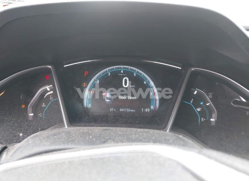 Photo 7 of 2018 Honda Civic EX (VIN 2HGFC2F77JH580802)