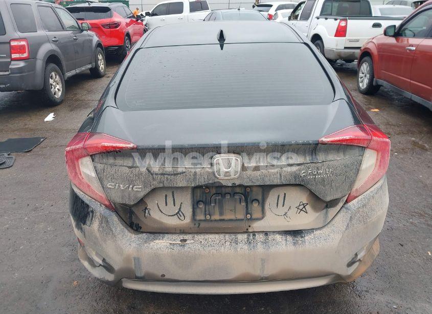 Photo 16 of 2018 Honda Civic EX (VIN 2HGFC2F77JH605892)