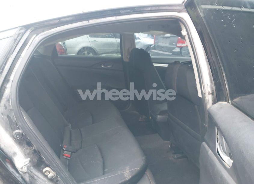 Photo 8 of 2018 Honda Civic EX (VIN 2HGFC2F77JH605892)