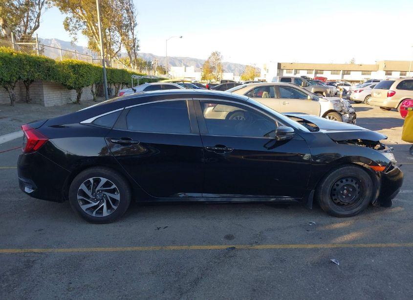 Photo 13 of 2016 Honda Civic EX (VIN 2HGFC2F78GH532850)