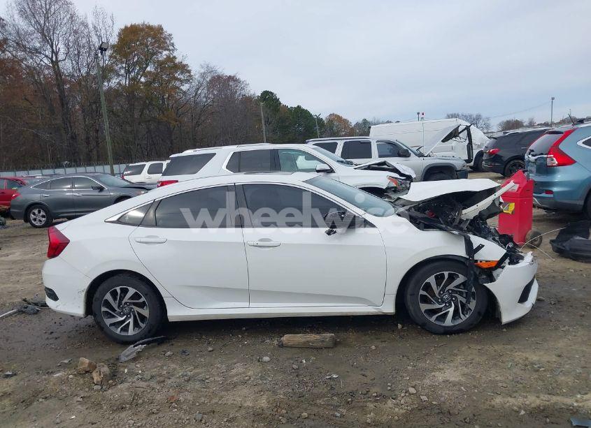 Photo 14 of 2016 Honda Civic EX (VIN 2HGFC2F78GH564049)