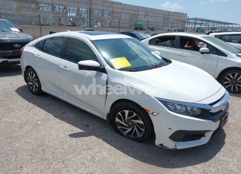 2017 Honda Civic EX (VIN 2HGFC2F78HH505777) main photo