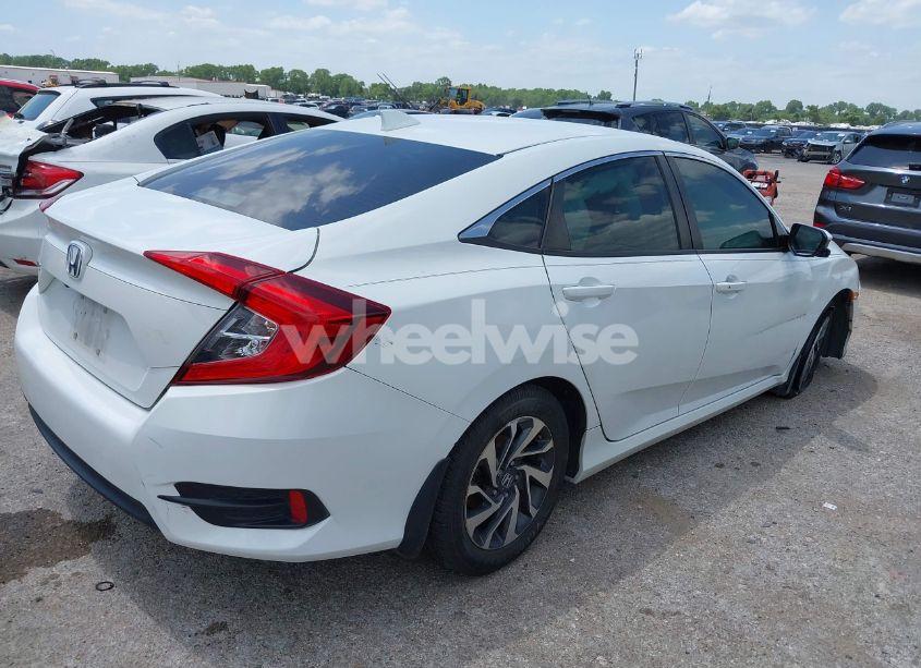 Photo 4 of 2017 Honda Civic EX (VIN 2HGFC2F78HH505777)