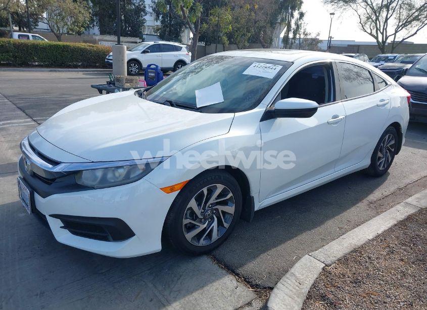 Photo 2 of 2017 Honda Civic EX (VIN 2HGFC2F78HH521168)