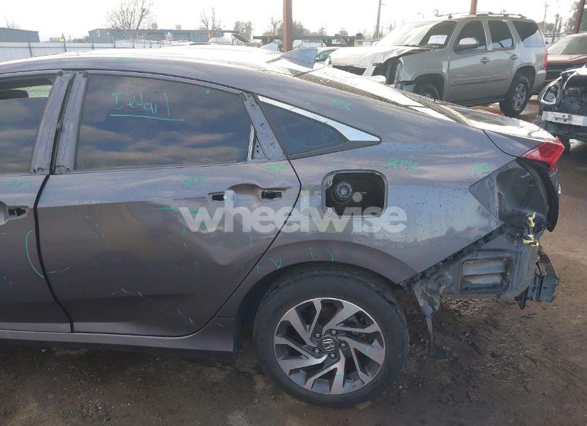Photo 6 of 2017 Honda Civic EX (VIN 2HGFC2F78HH529545)