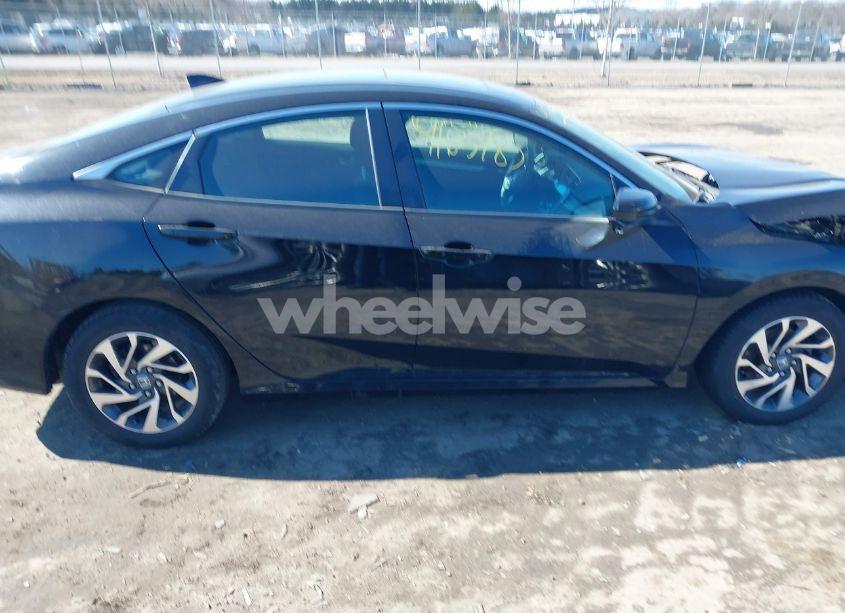 Photo 13 of 2017 Honda Civic EX (VIN 2HGFC2F78HH560195)