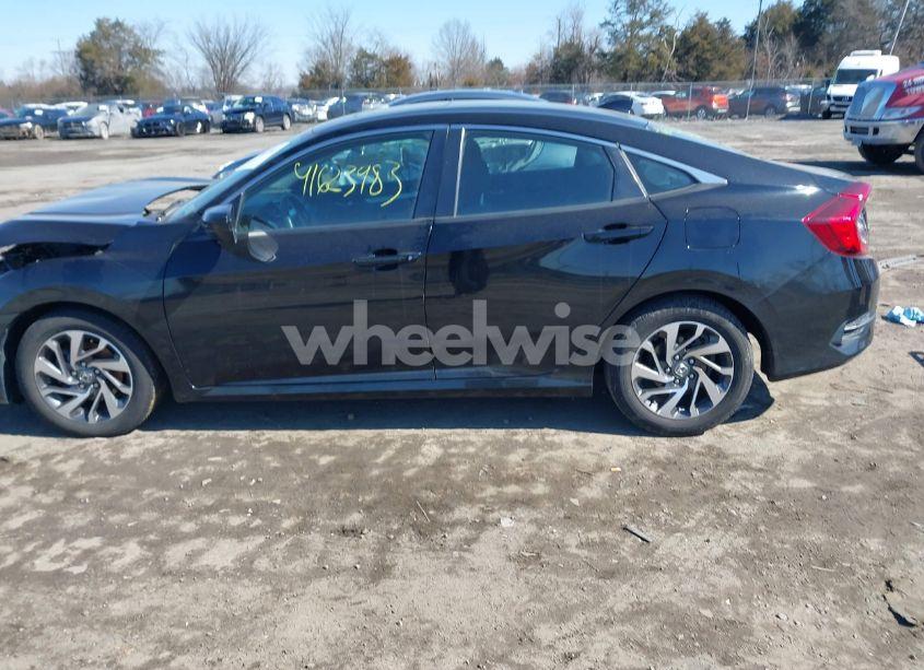 Photo 14 of 2017 Honda Civic EX (VIN 2HGFC2F78HH560195)