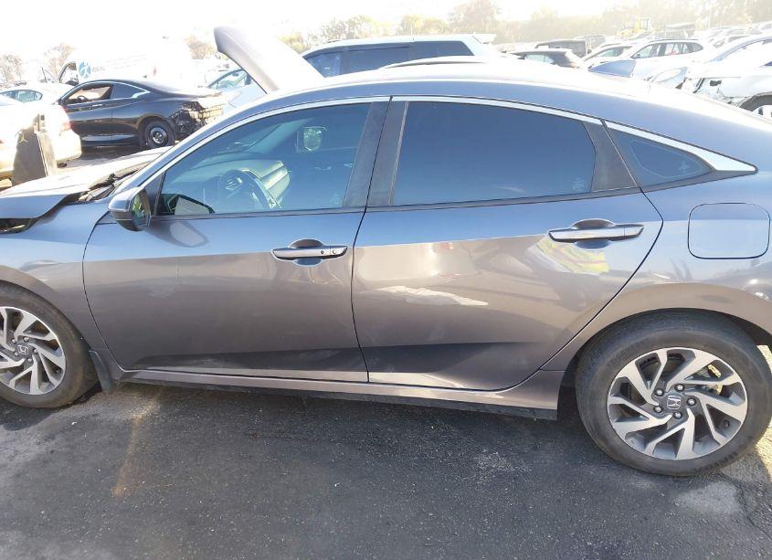 Photo 15 of 2017 Honda Civic EX (VIN 2HGFC2F78HH560956)