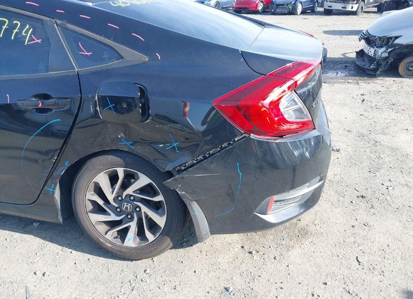 Photo 6 of 2017 Honda Civic EX (VIN 2HGFC2F78HH576641)